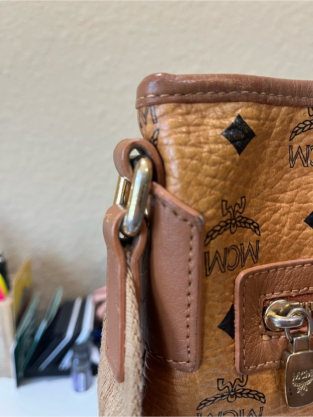MCM COGNAC VISETOS 2 SIDED MESSENGER SLING BAG - Picture 8 of 15